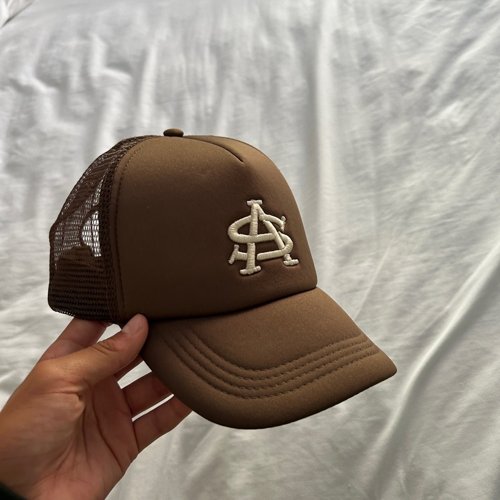 MLB cap - Picture 2 of 3